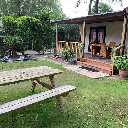 Cottage house بوتِنْ المظهر الخارجي الصورة